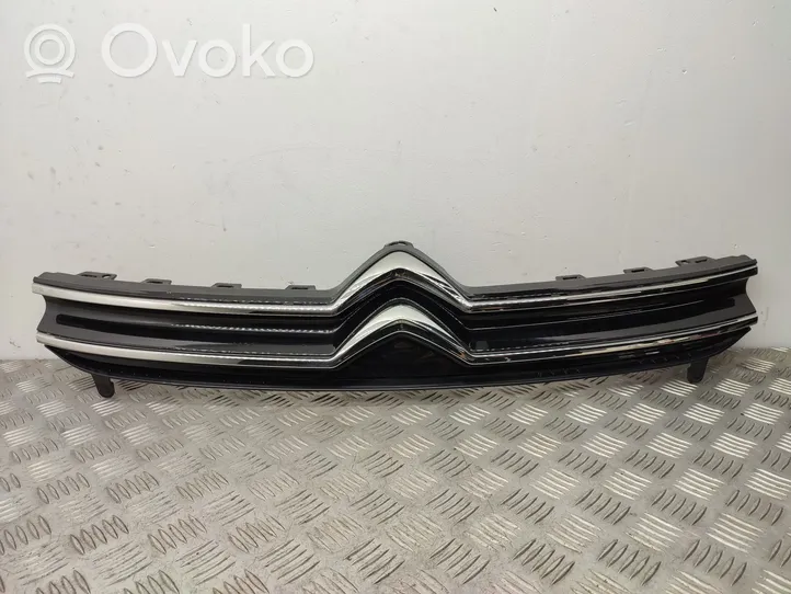 Citroen C4 Cactus Grille calandre supérieure de pare-chocs avant 9824153277