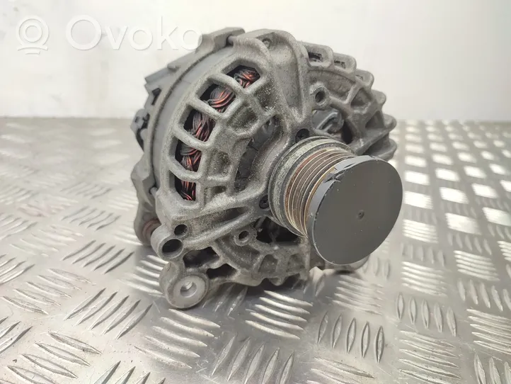 Volkswagen Transporter - Caravelle T6 Generator/alternator 04L903023