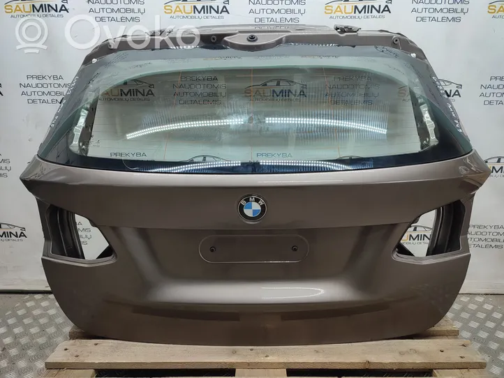 BMW 2 F45 Tylna klapa bagażnika 