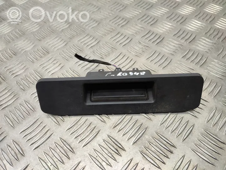 Mercedes-Benz Vito Viano W447 Przełącznik / Przycisk otwierania klapy bagażnika A1667500493