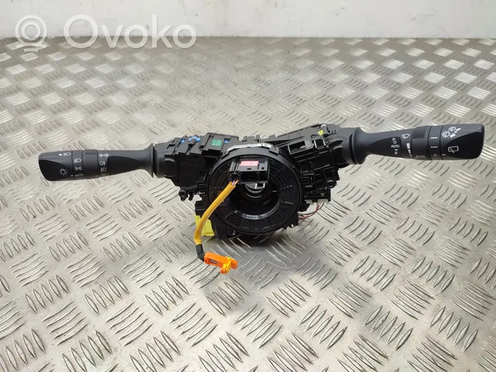 Toyota RAV 4 (XA40) Leva/interruttore dell’indicatore di direzione e tergicristallo 8924512040