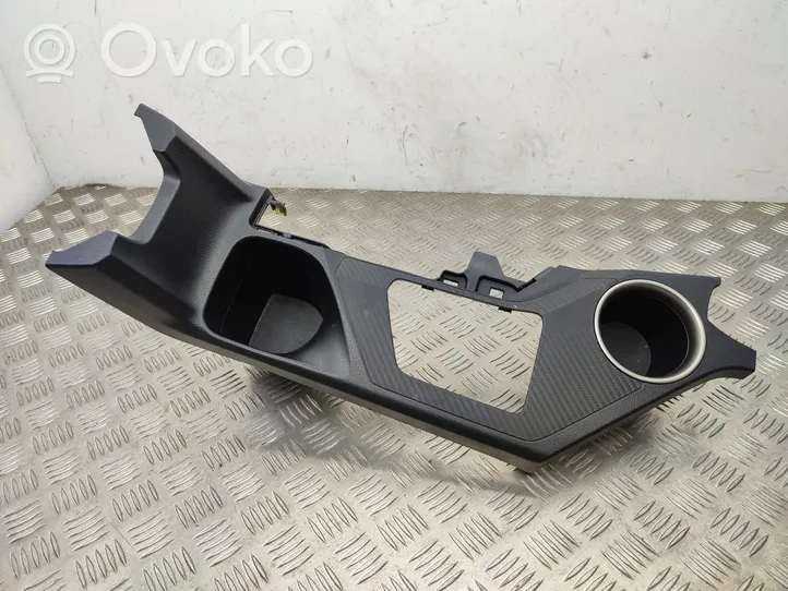 Toyota RAV 4 (XA40) Rivestimento in plastica cornice della leva del cambio 5880442110