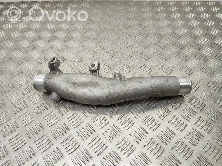 Toyota RAV 4 (XA40) Трубка (трубки)/ шланг (шланги) интеркулера 