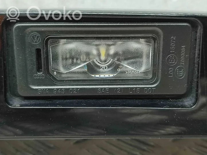Volkswagen T-Cross Barra de luz de la matrícula/placa de la puerta del maletero 2GM827577E