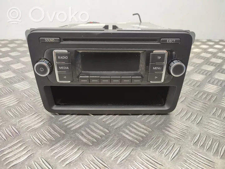 Volkswagen Caddy Radio/CD/DVD/GPS-pääyksikkö 5K0035156A