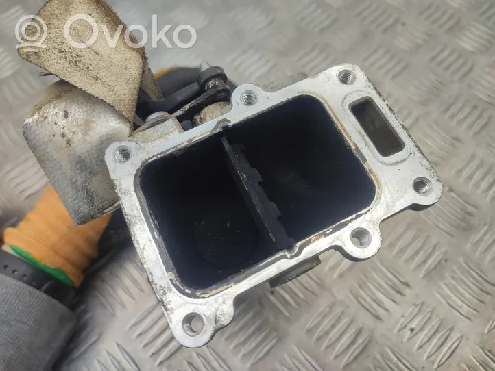 Volkswagen Caddy EGR valve 0280751016