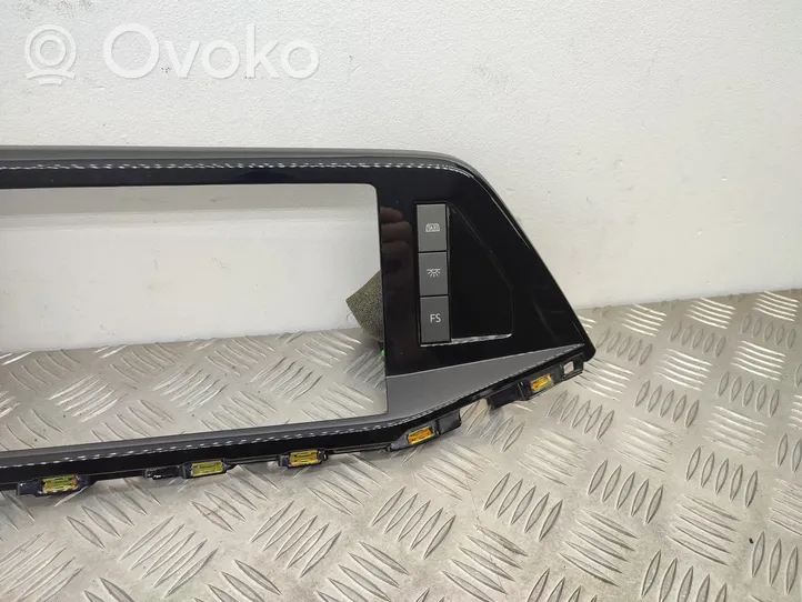 Volkswagen Transporter - Caravelle T7 Dashboard trim 7T1857747D