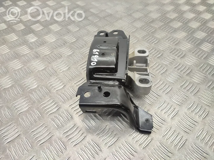 Volkswagen Taigo Engine mount bracket 2Q0199555BL