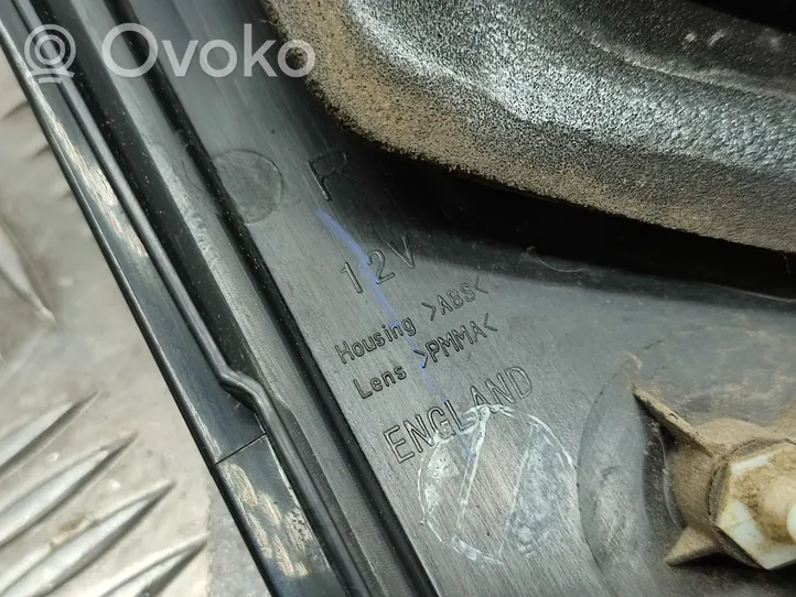 Suzuki Vitara (LY) Lampy tylnej klapy bagażnika 