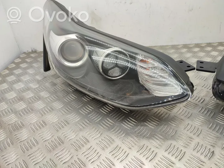 KIA Sportage Lampy przednie / Komplet 92101F1110