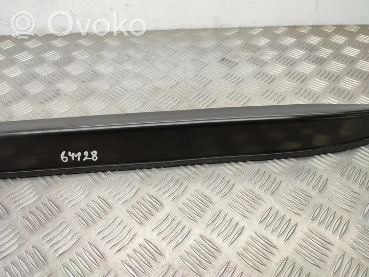 Volkswagen PASSAT B8 Wiper trim 3G0805275A