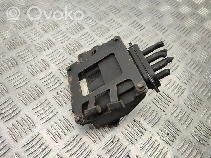 Volkswagen Touran I Turbo solenoid valve 6Q0906625