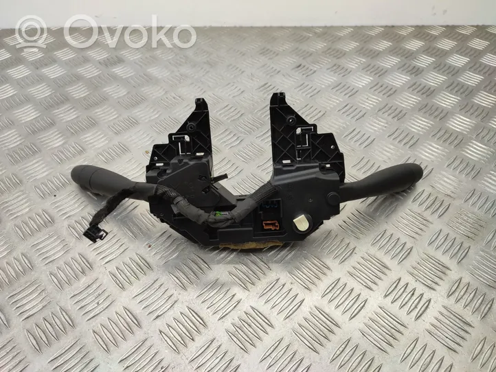 Citroen C5 Leva/interruttore dell’indicatore di direzione e tergicristallo 96720603XT