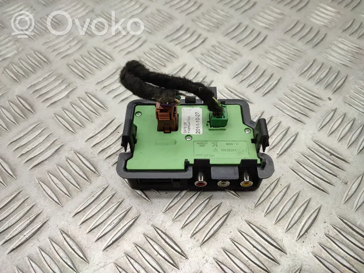 Citroen C5 Câble adaptateur AUX 96638354XT