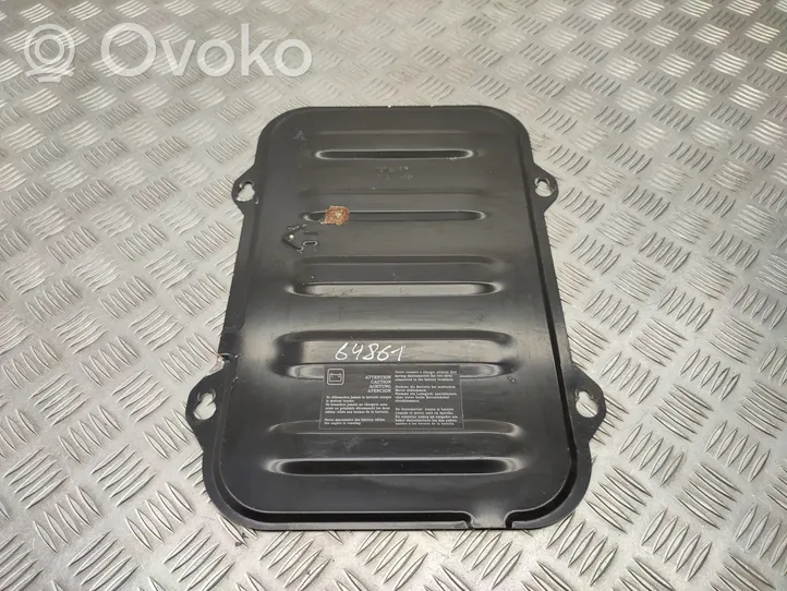 Opel Vivaro Pokrywa skrzynki akumulatora 8200403170