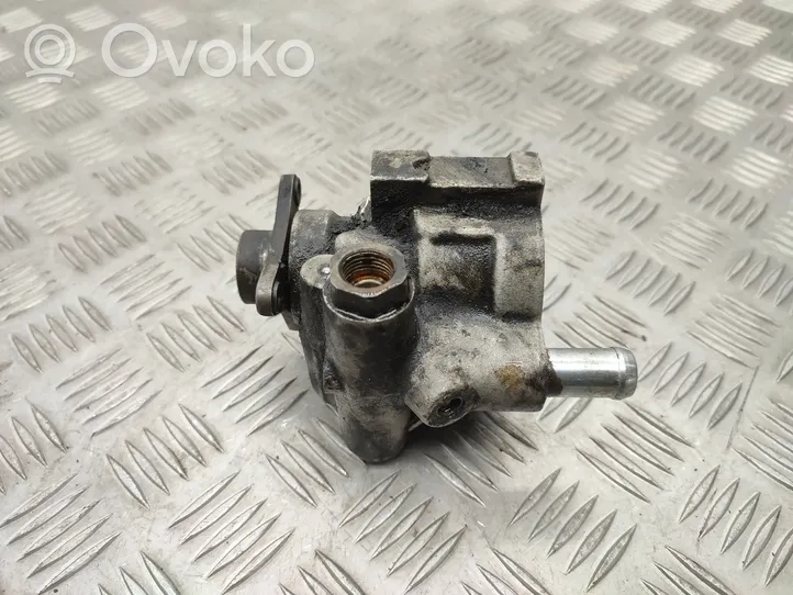 Opel Vivaro Power steering pump 