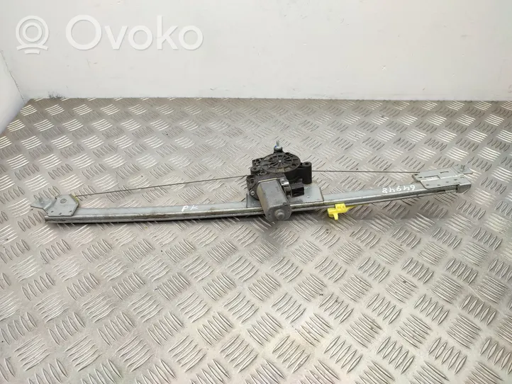 Opel Vivaro Front door window regulator with motor 