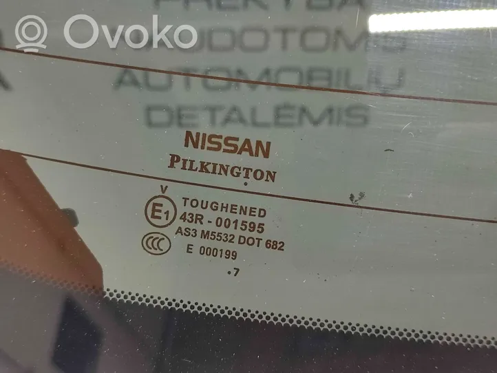 Nissan Juke I F15 Takaluukun/tavaratilan kansi 