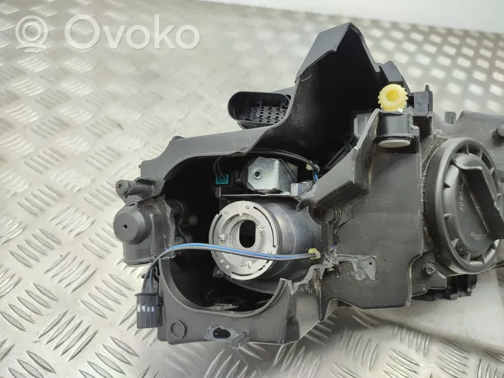 Audi A4 S4 B9 Передняя фара 8W0941006