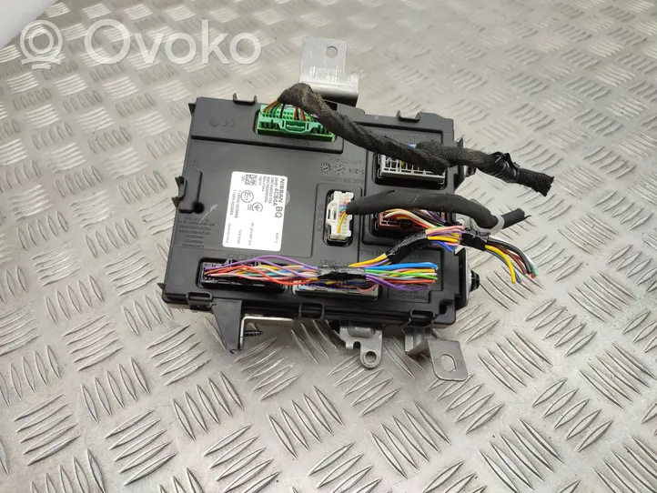 Nissan Qashqai Komputer / Sterownik ECU i komplet kluczy 23710HX49C