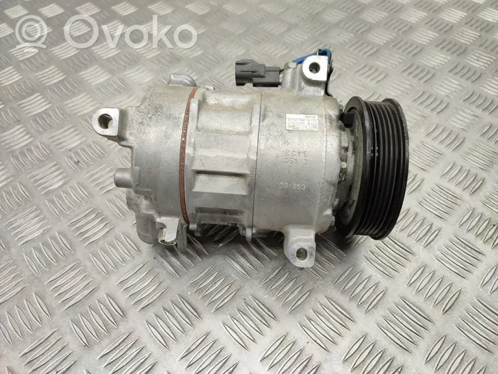 Jeep Compass Compressore aria condizionata (A/C) (pompa) 05U004300