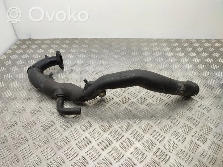 Opel Vivaro Tube d'admission de tuyau de refroidisseur intermédiaire 93861384