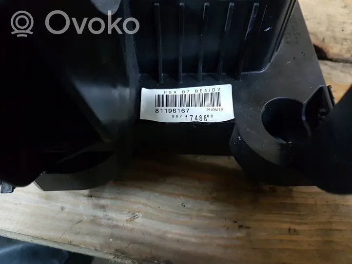 Citroen C4 II Lewarek zmiany biegów / górny 9671748880