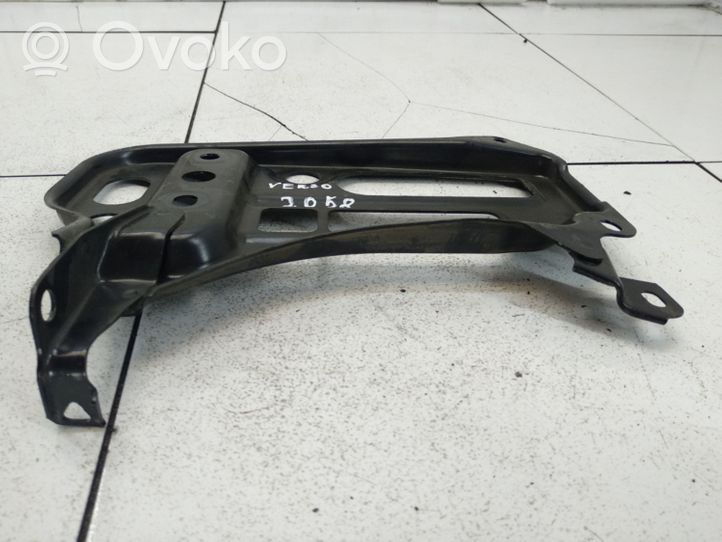 Toyota Verso Battery tray 