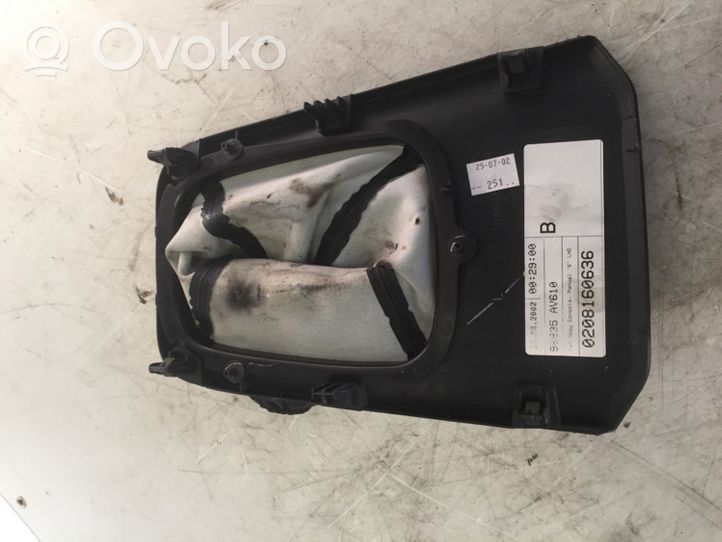 Nissan Primera Vaihteenvalitsimen kehys verhoilu muovia 96935AV610