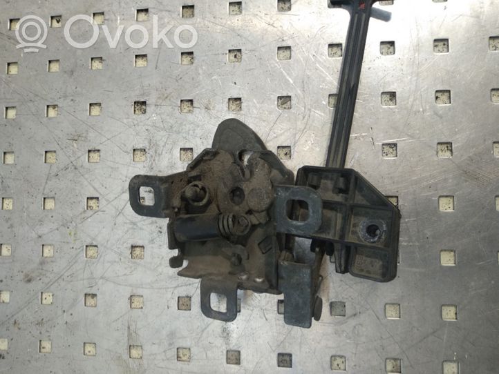 Fiat Stilo Konepellin lukituksen vastakappale 46806405