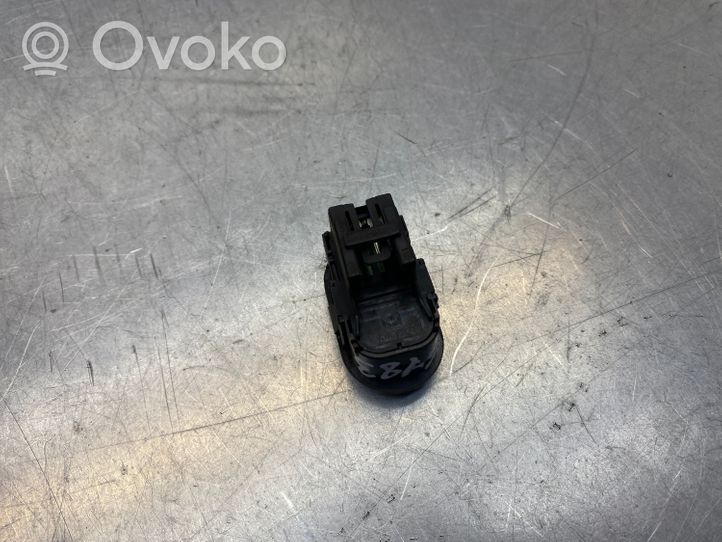 Opel Corsa D Veidrodėlių jungtukas 09226861