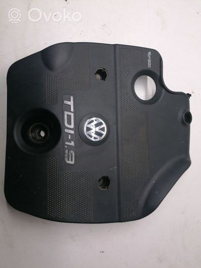 Volkswagen Golf IV Engine cover (trim) 012784A