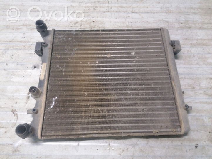 Volkswagen Bora Aušinimo skysčio radiatorius 1J0121253G