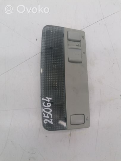 Volkswagen Bora Luz del asiento delantero 3B0947105