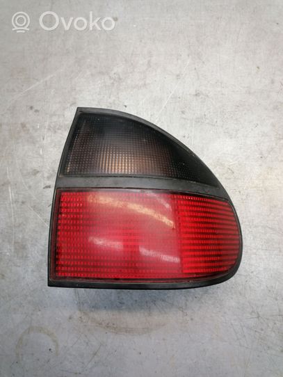 Renault Laguna I Lampa tylna 7700820051