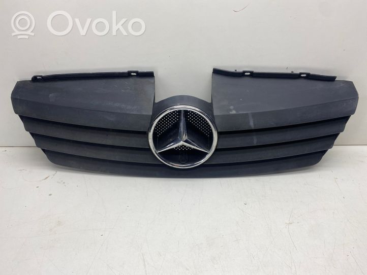 Mercedes-Benz Vaneo W414 Grille calandre supérieure de pare-chocs avant A414880085