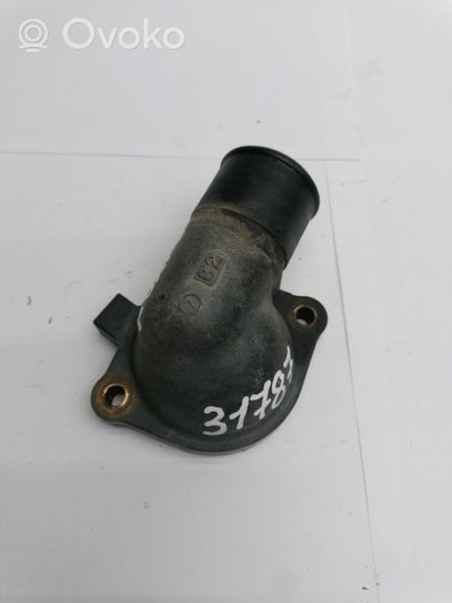 Subaru Impreza II Boîtier de thermostat 