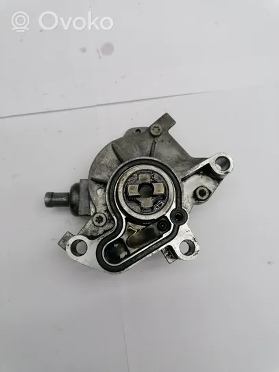 Volkswagen Golf IV Vacuum pump 038145101B