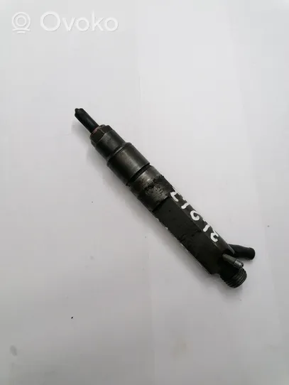 Volkswagen Golf IV Injecteur de carburant 038130201G