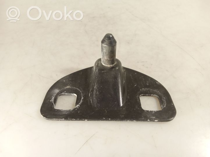 Opel Movano B Loading door lock loop/hook striker 8200497819A