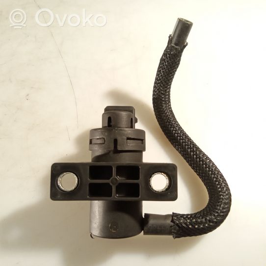 Opel Vivaro Turbo solenoid valve 8200762162