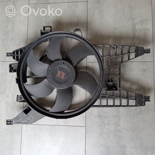 Renault Kangoo II Ventilatore di raffreddamento elettrico del radiatore 8200536235