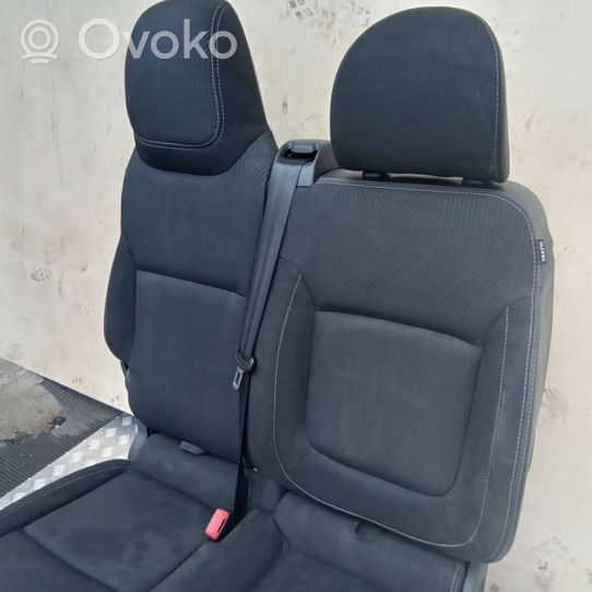 Opel Vivaro Front double seat 