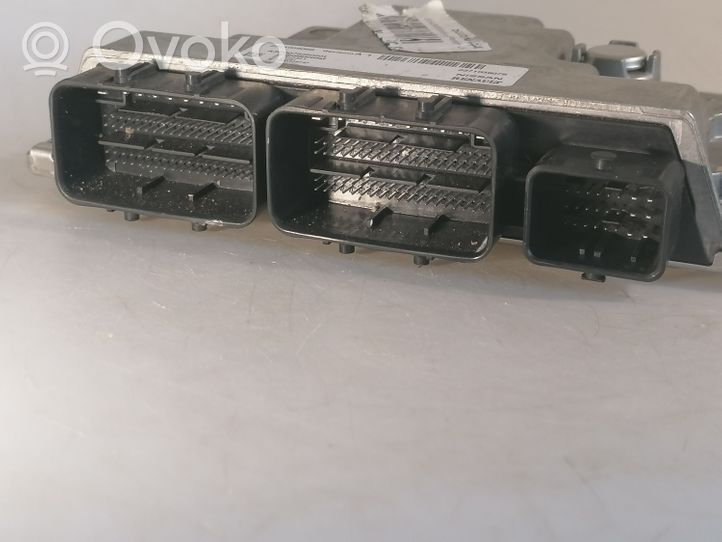 Renault Master III Sterownik / Moduł ECU 237103907S