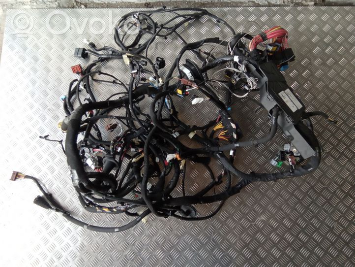 Renault Trafic III (X82) Engine installation wiring loom 241601729R