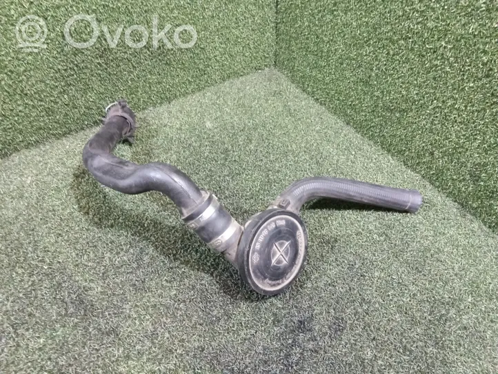Volkswagen Golf III Breather/breather pipe/hose 3911170949