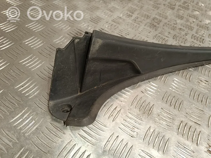 Opel Vivaro Listwa szyby czołowej / przedniej 93867905