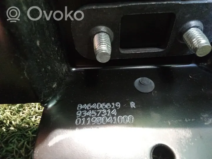 Fiat Talento Rączka wewnętrzna drzwi tylnych samochodów dostawczych 846406619R