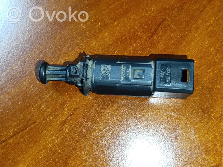 Renault Trafic II (X83) Interruptor sensor del pedal de freno 414986