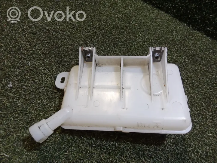 Opel Vivaro Brake fluid reservoir 460913647R